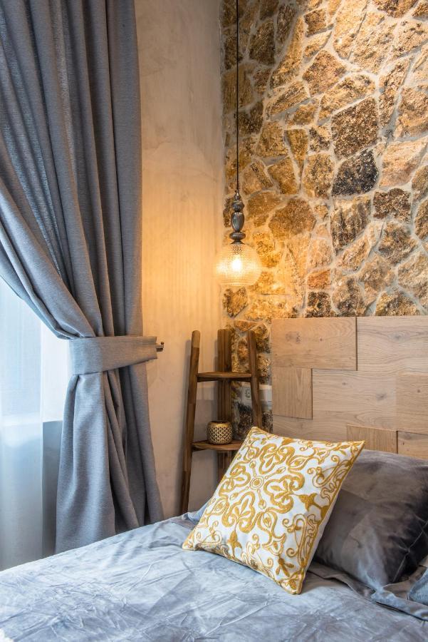 Appartamento «Σκλάβας Χνάρι» Παραδοσιακός Ξενώνας Magouliana Esterno foto